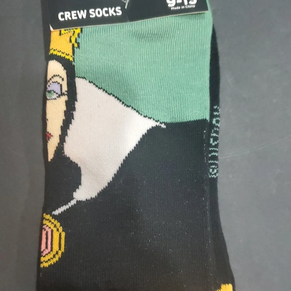 Disney's‎ Snowwhite the Evil Queen, Queen Grimhilde, crew socks, shoe size 9-13